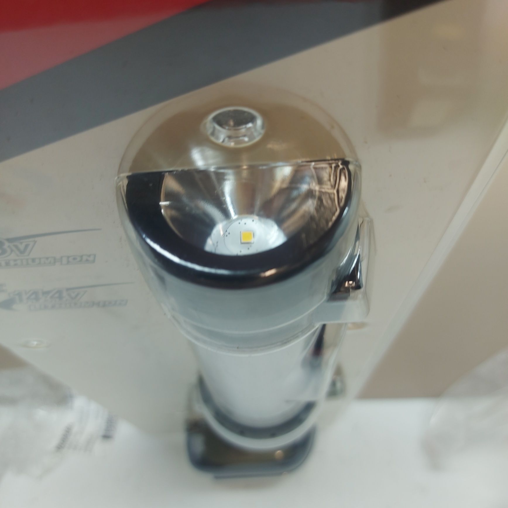 ПРОМОЦИЯ.LED работна лампа Makita DML806 O 360°