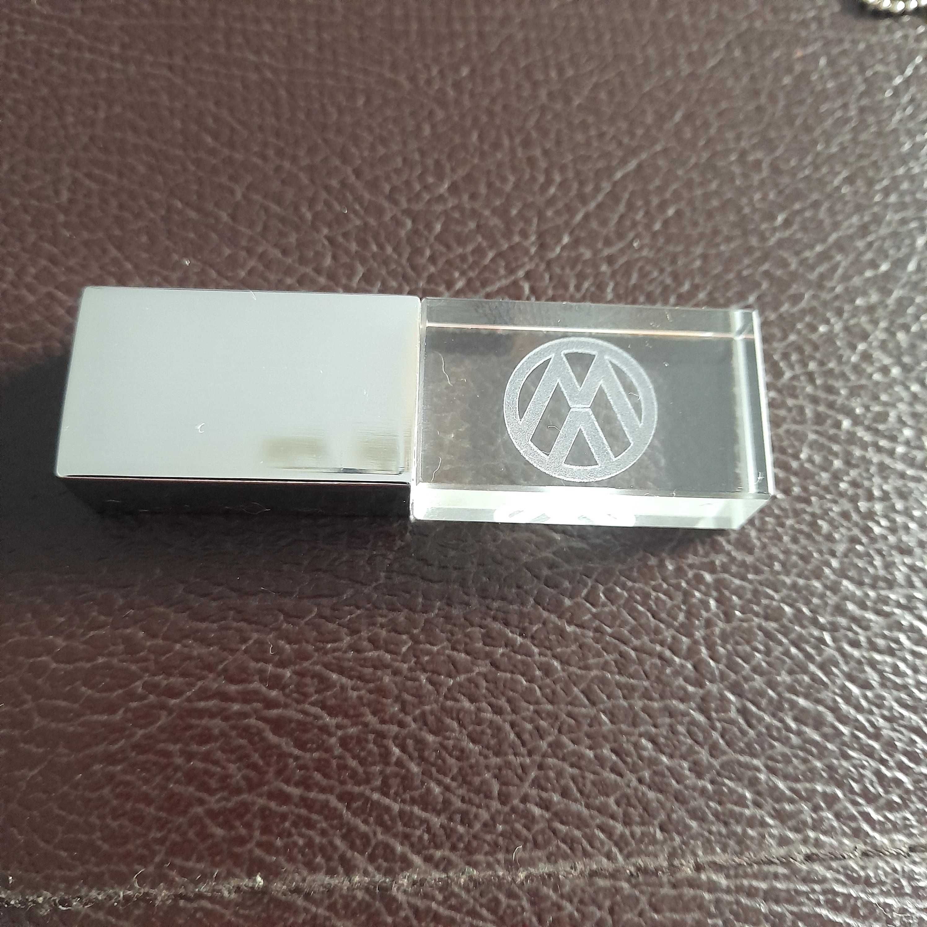 USB Флашки-  Нови