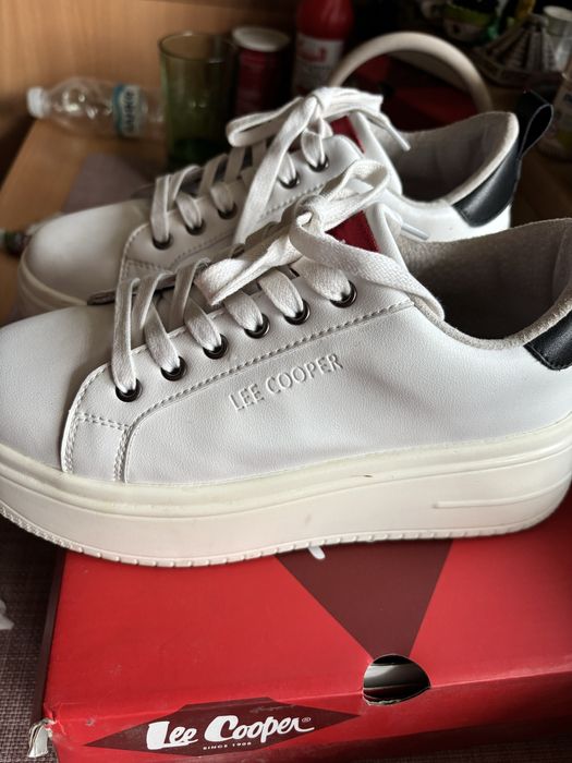 Спортни обувки Lee Cooper размер 38 изцяло естествена кожа