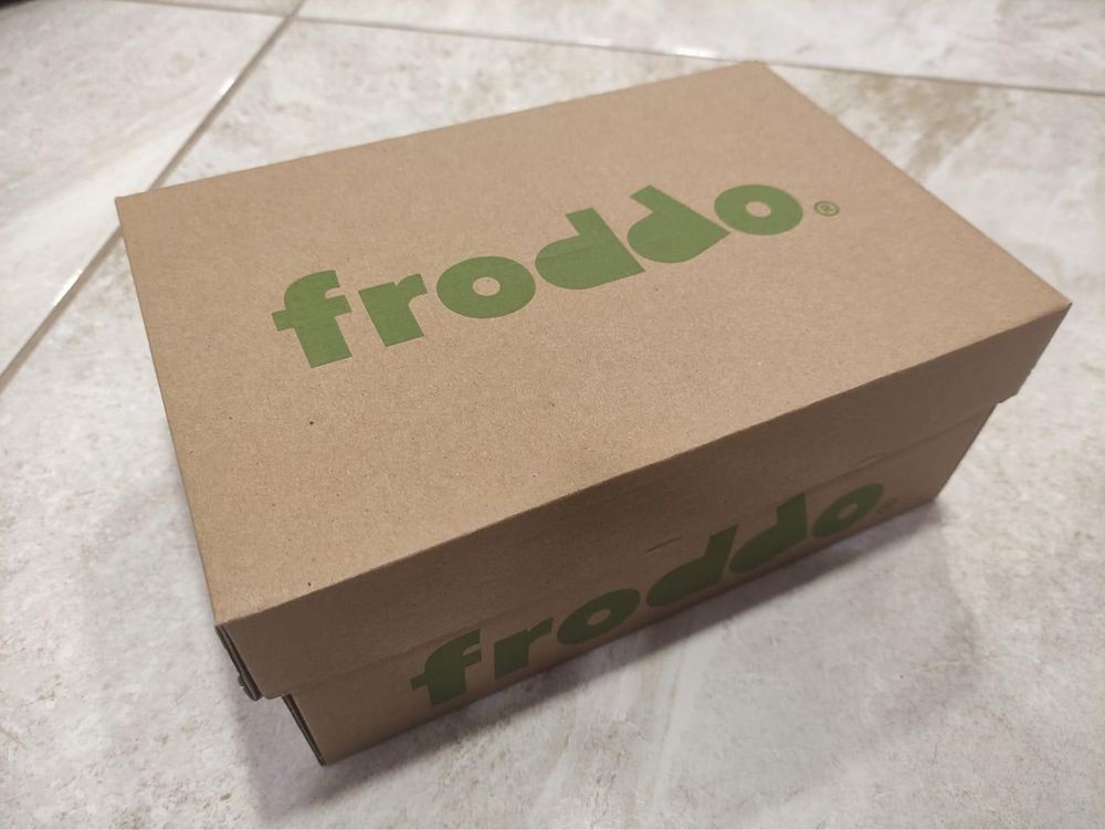 Froddo обувки / боти - 30 размер, нови