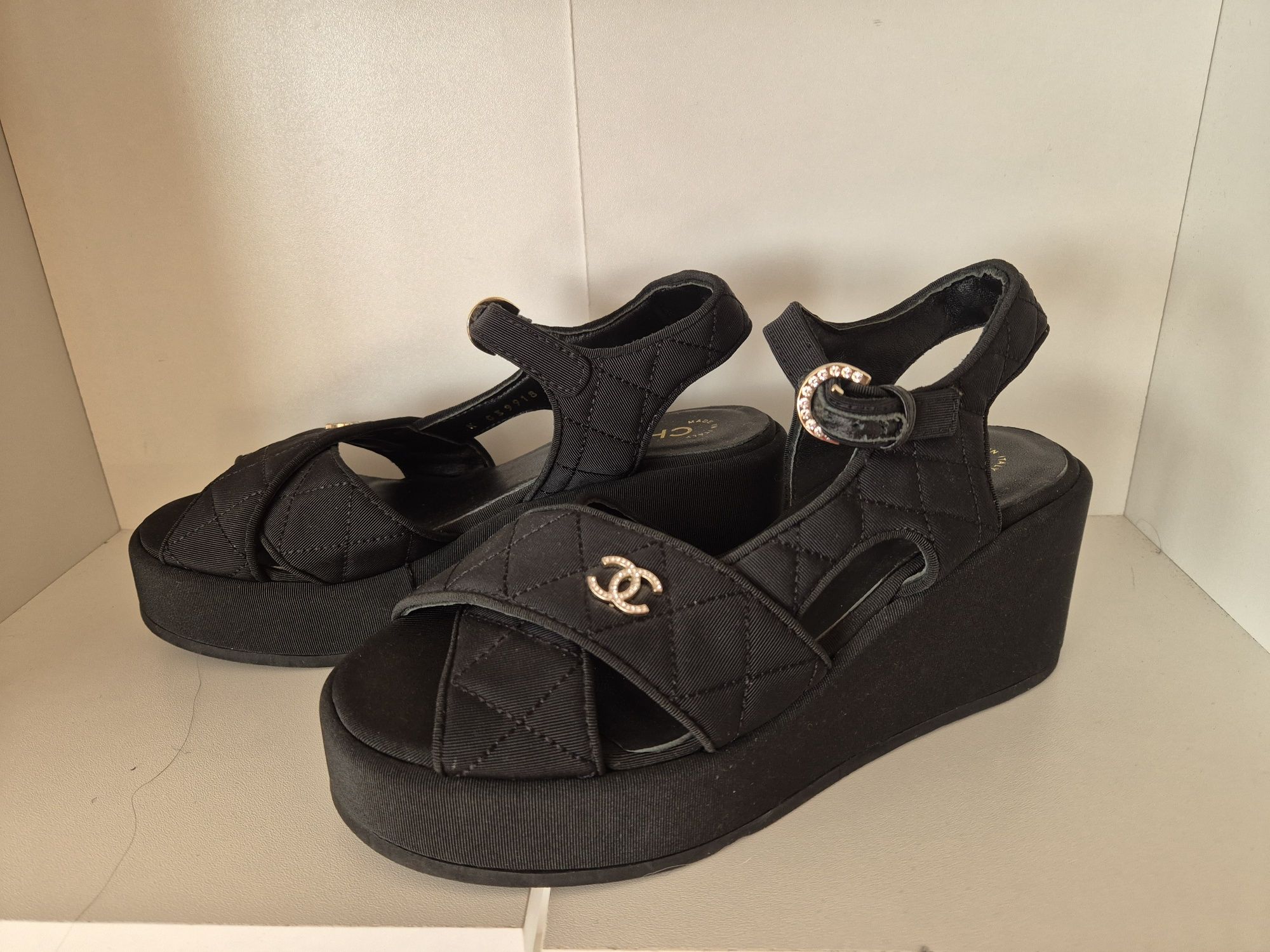Chanel сандали ест.кожа
