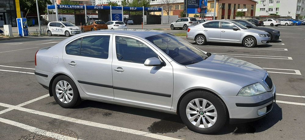 Skoda Octavia 2, 2litri FSI