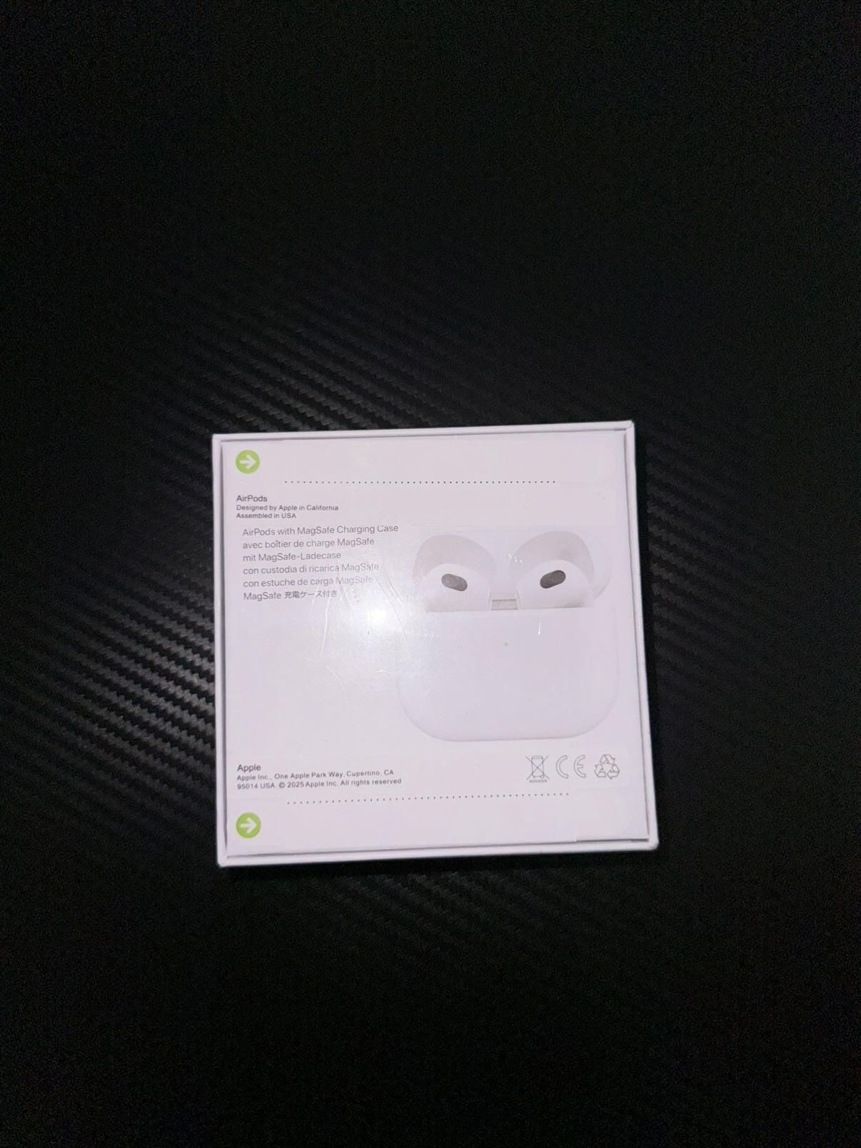 Apple AirPods 3
Продавам оригинални A