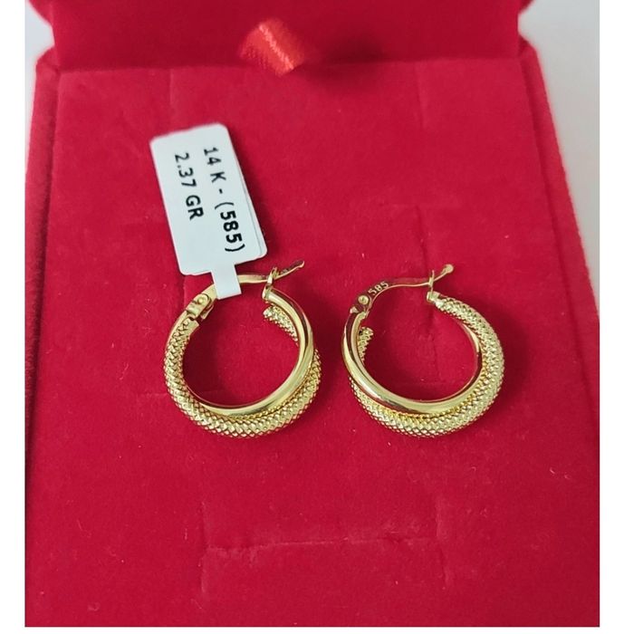 Продам серьги золото.