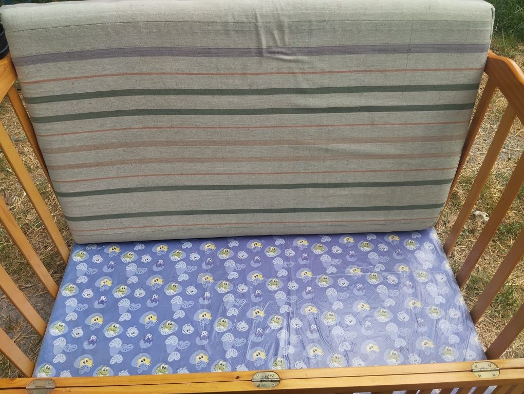 Кроватка детская