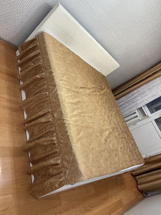 Продам кровать 2-спалка с матрасом
