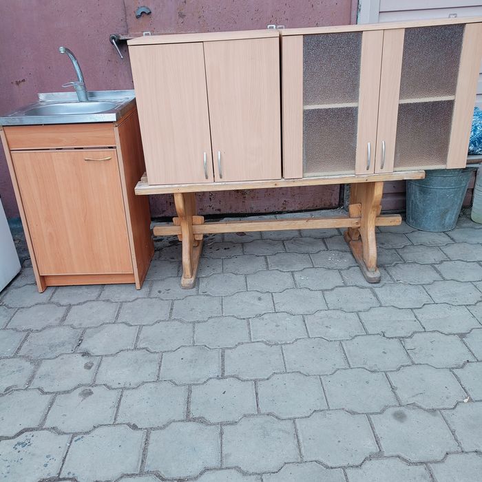 кухонные шкафы и мойку