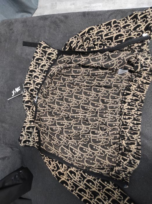 Дамско късо яке/жилетка/суичер Dior