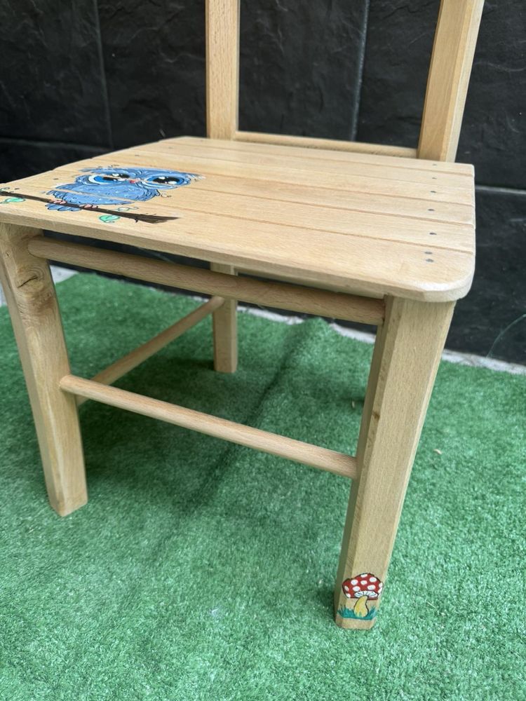 Дървено детско столче