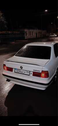 Продаю машину марки BMW 525 e34