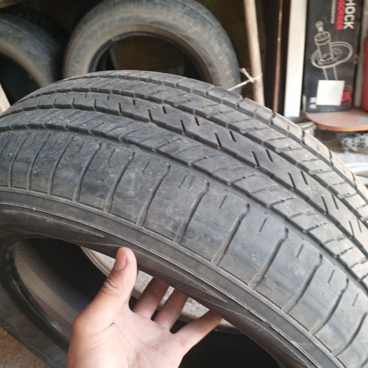 YOKOHAMA   P225/60 R17 3шт