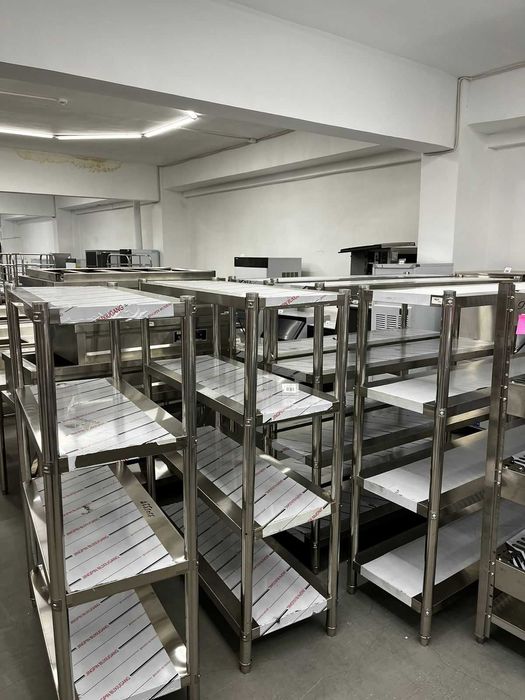 Кухонные Столы, для Столовой. Стеллажи,Тележки Караганды