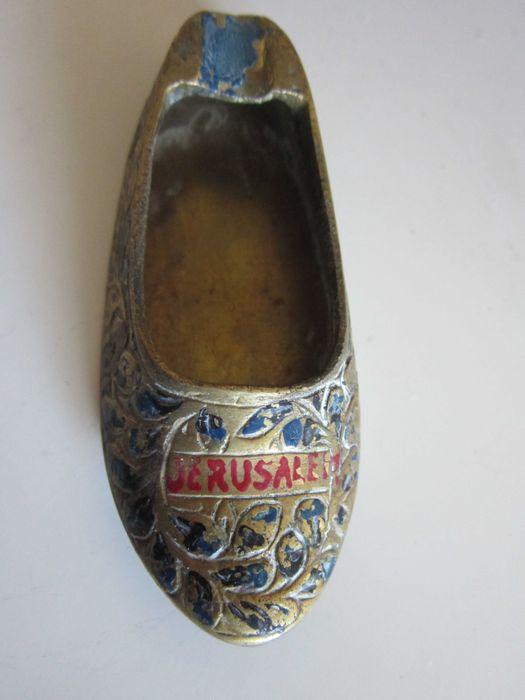 Ierusalim  Papuc bronz