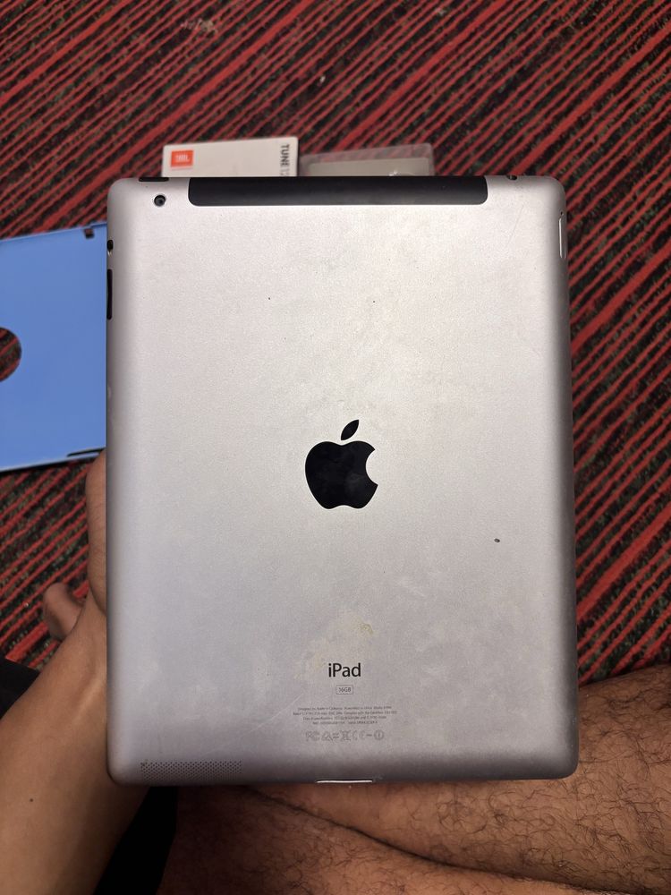 Ipad 16 gb sotiladi