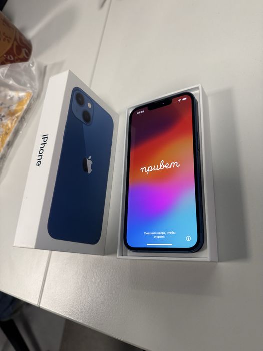 IPhone 13 смартфон