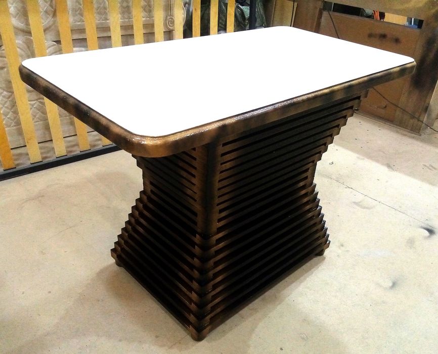 Продам новые столы новинки!