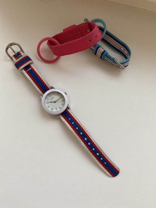 Продам часы дешево