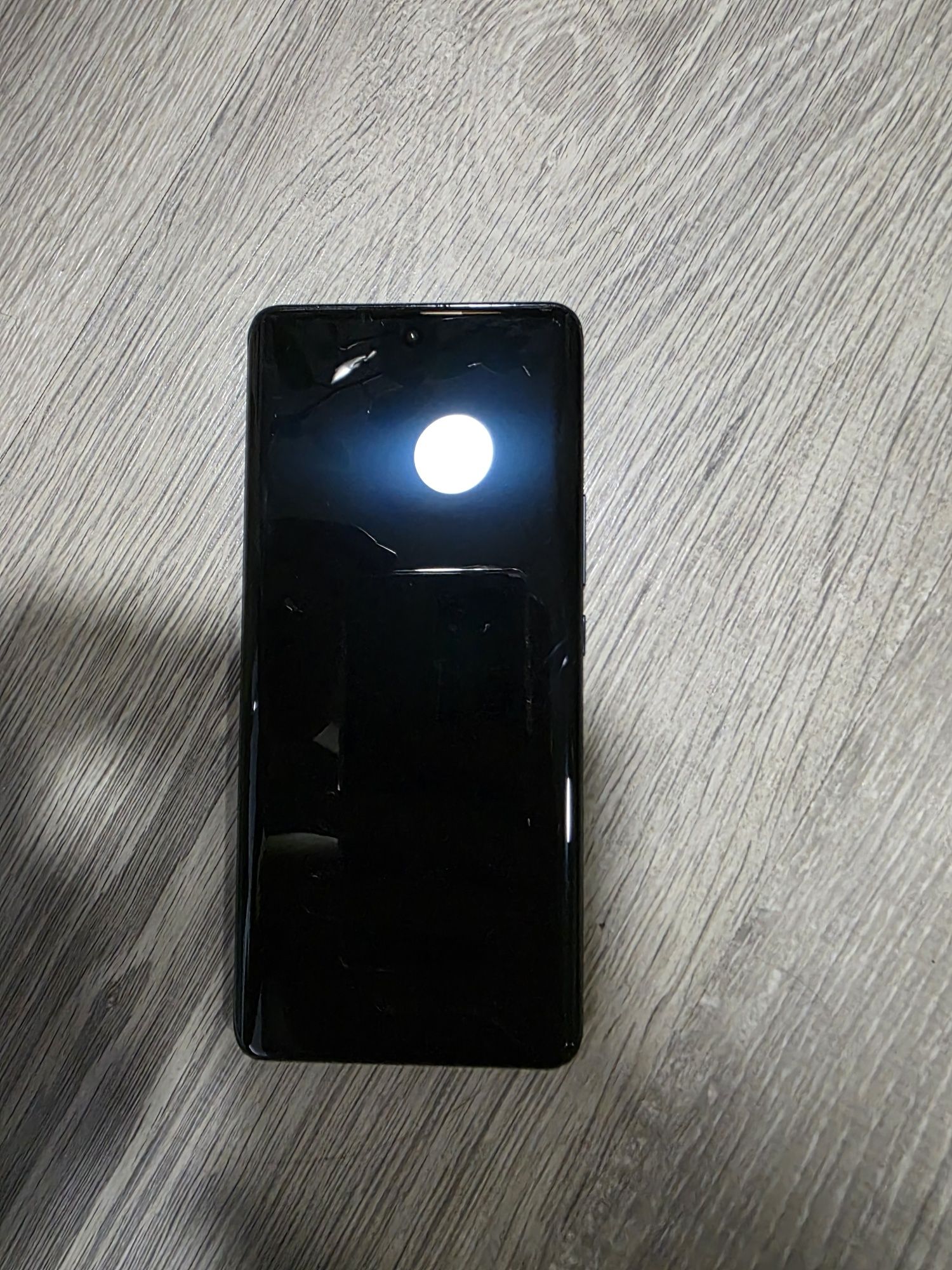 Продаю свой сотовый телефон   Honor  50