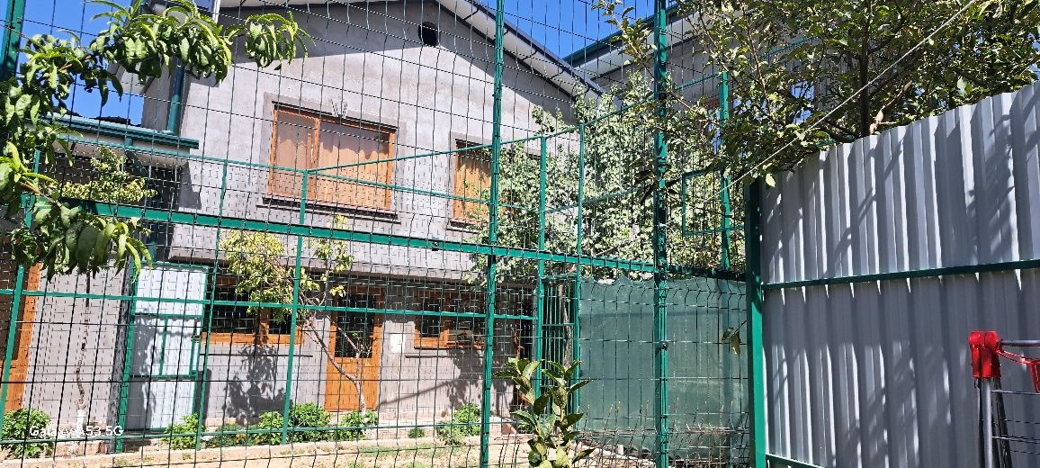 Hovlili uy ijaraga beriladi