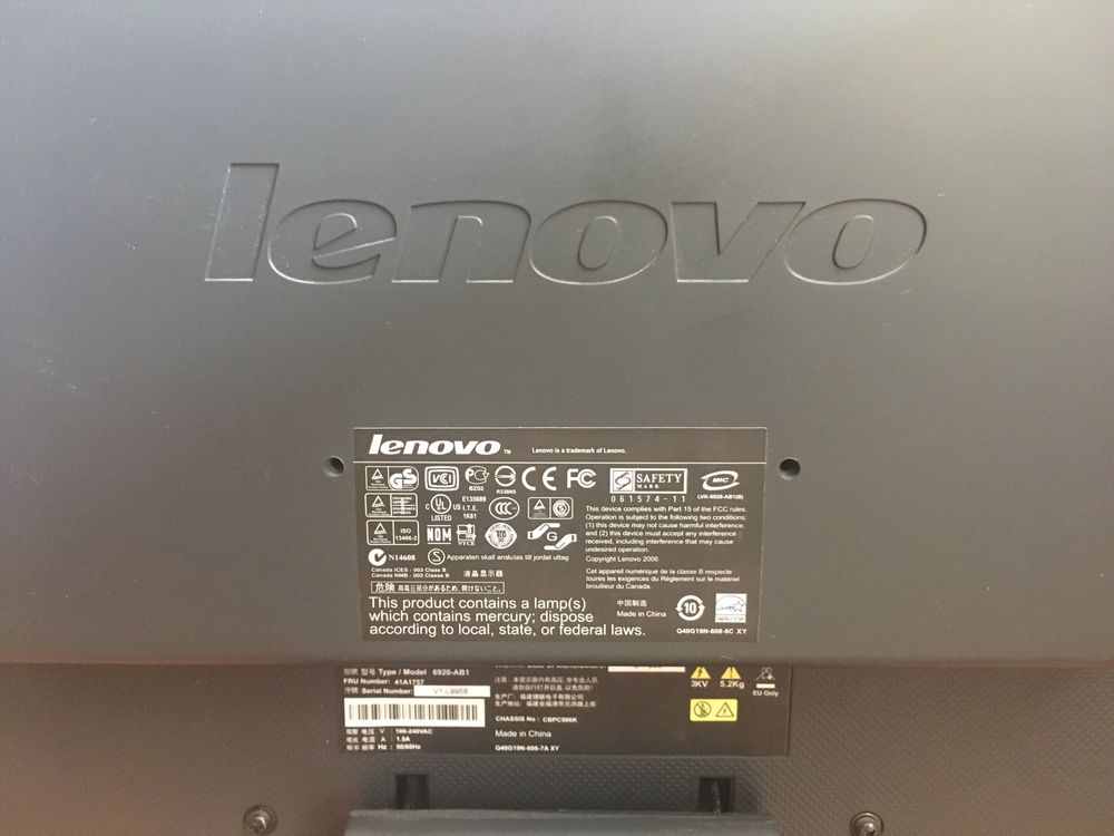 Монитор LENOVO 19 инча модел 6920-АВ1