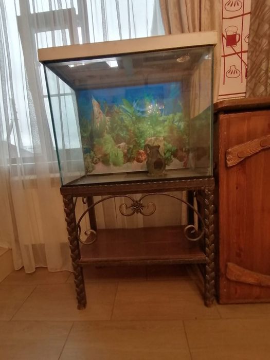 Продам аквариум.