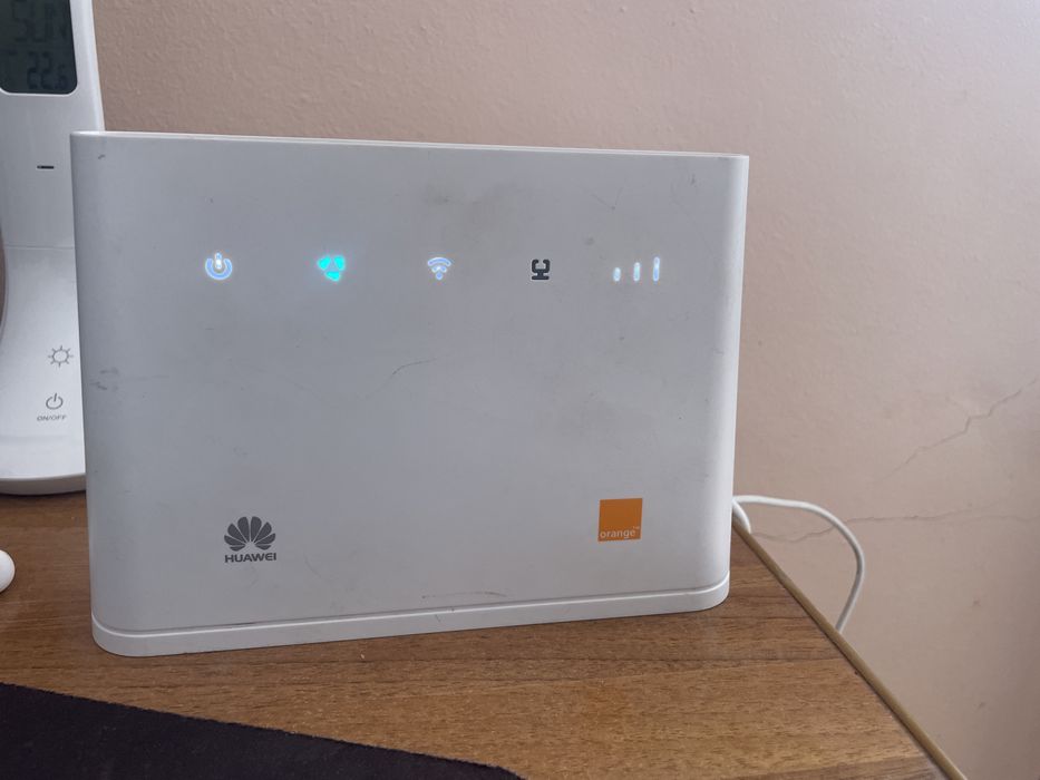 Router  4G huawei cu sim orange