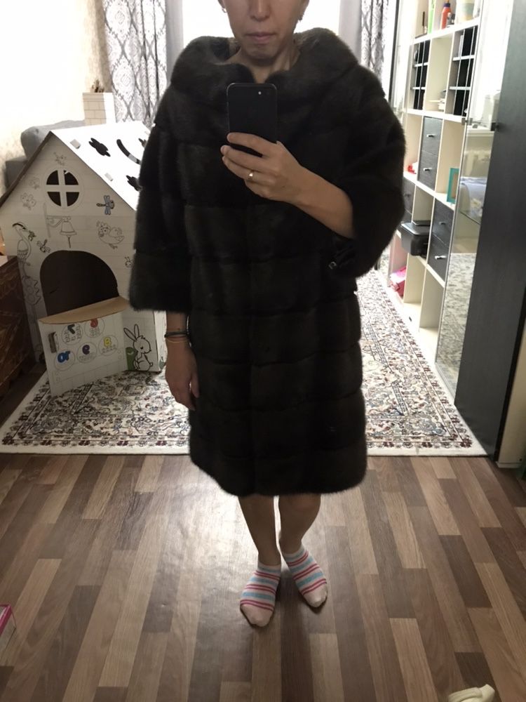 Продам шикарную норковую шубу