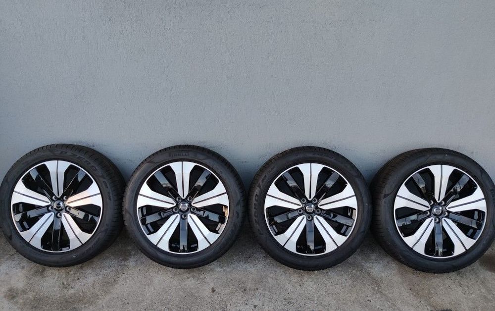 Jante 19" Volvo C40 XC40 Electric+anvelope Pirelli PZero ELECT 32143627 32143628