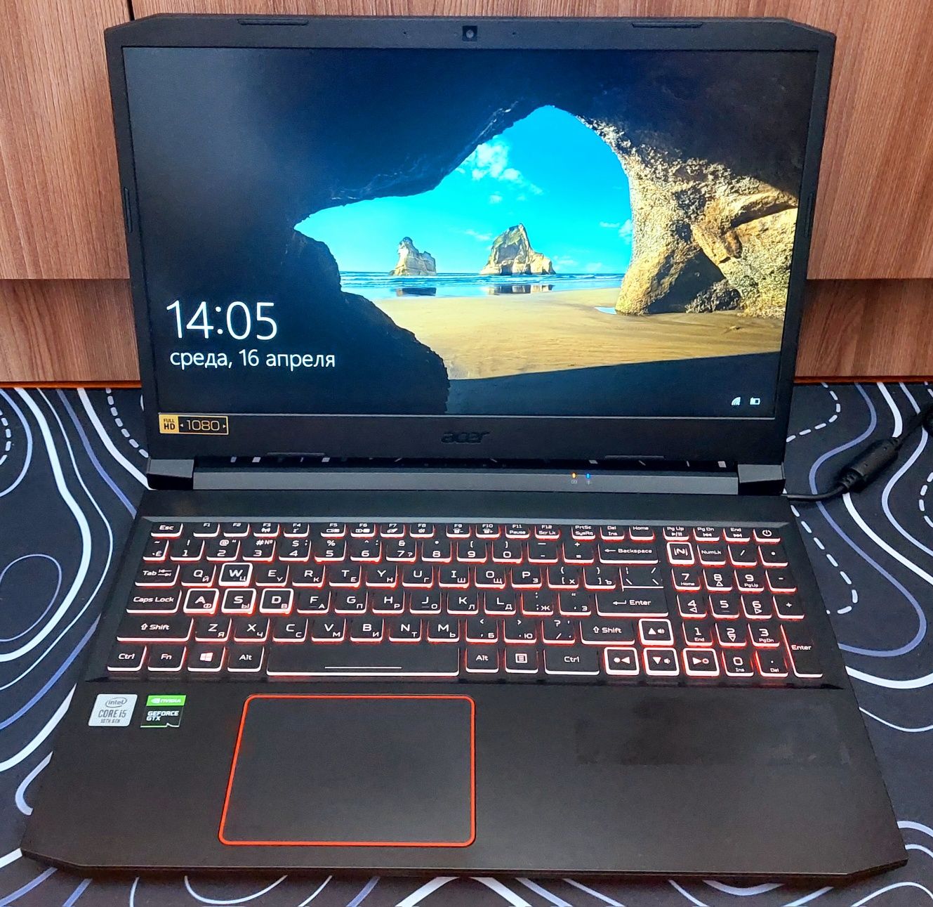 Aser Nitro 5 Core i5 1660Ti 6gb!