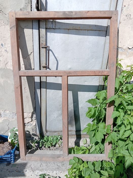 Продам деревянные рамы. 4 штуки Обсалютно новые