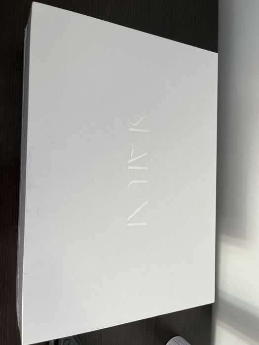 продам набор косметических средств компаний Sealuxe