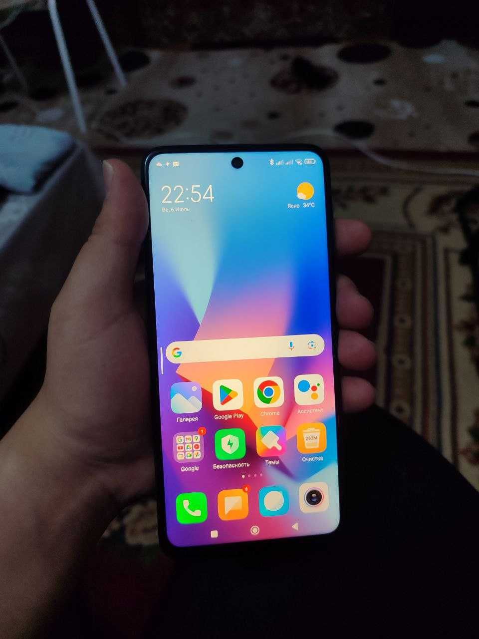 Продается Redmi Note 9 Pro в идеальном состоянии.
