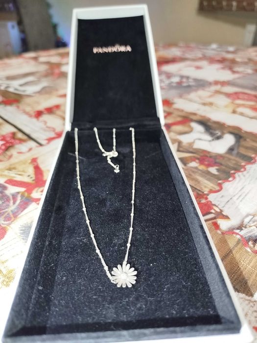 Колие на PANDORA