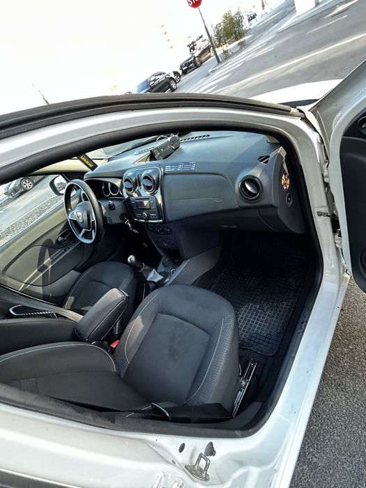 Dacia Sandero 2017 + autorizatie Firma fara datorii