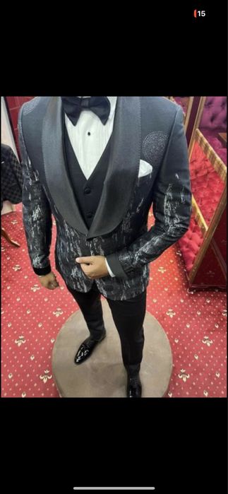 Vând costum ginerică