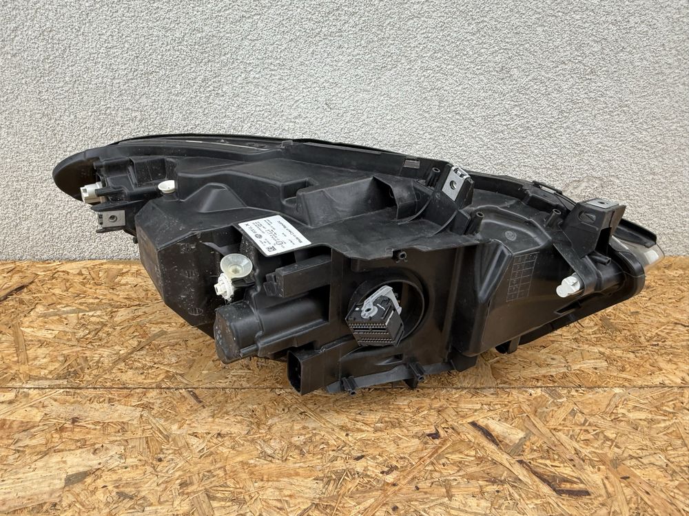Far stanga BMW Seria1 F20 F21 LCI Facelift Full LED Hella Original