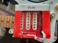 Doze chitara Fender