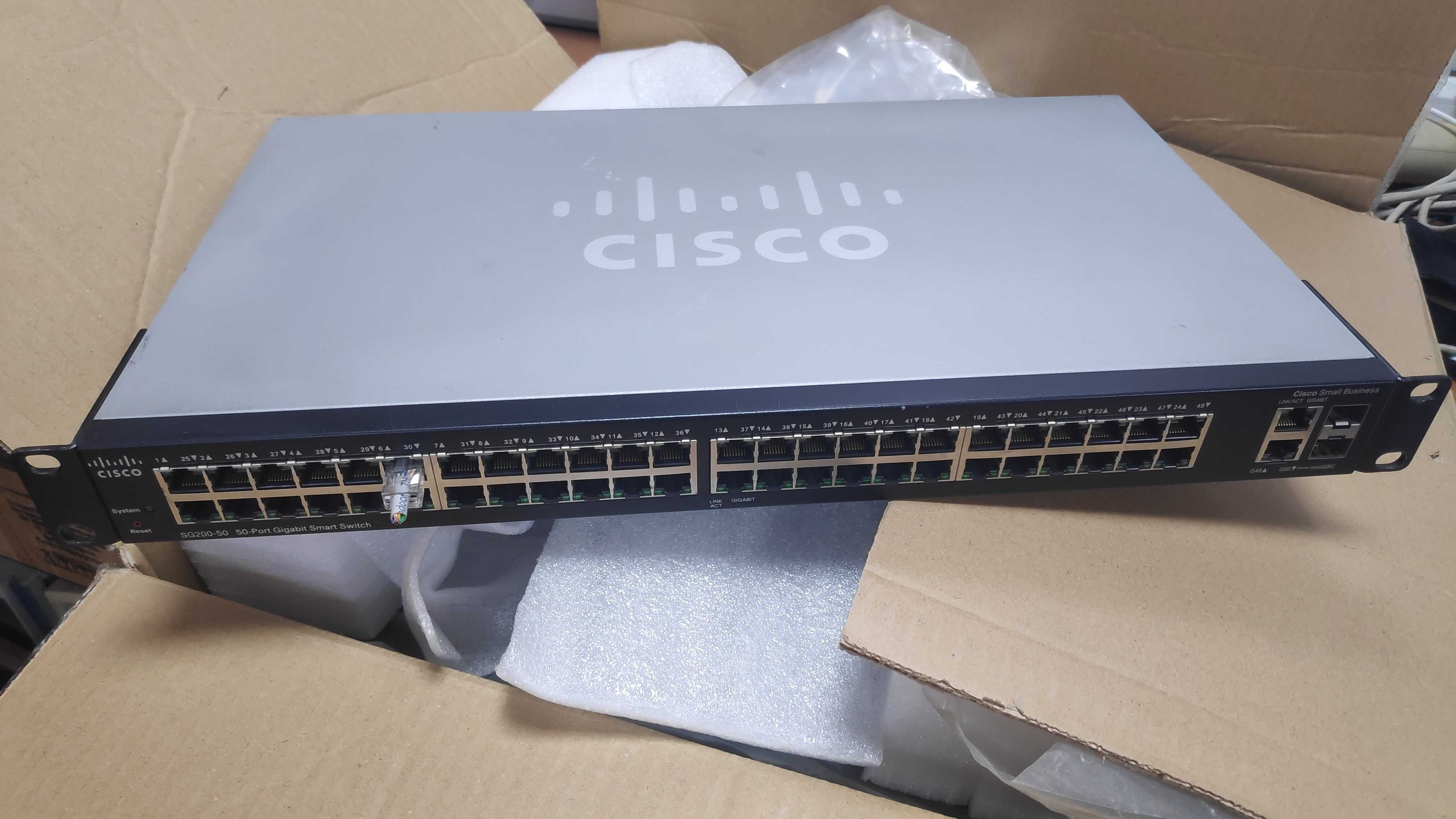 Cisco SB SG200-50 (SLM2048T-EU)  Б/у