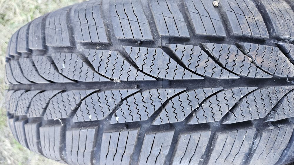 2бр като нови гуми 195 65 15