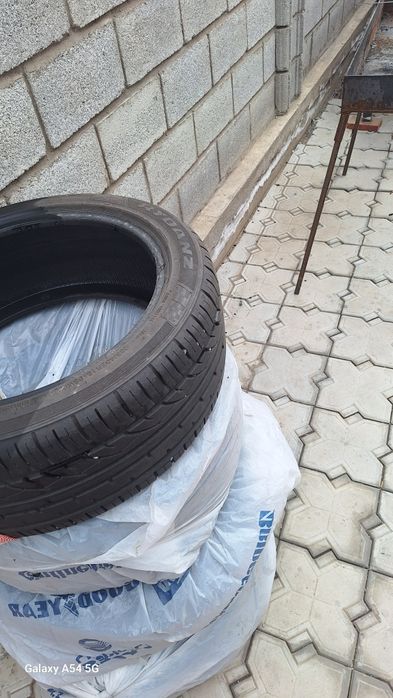 Продам резина Летние на камри 70
