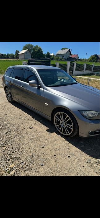 BMW 320 x drive anul 2011