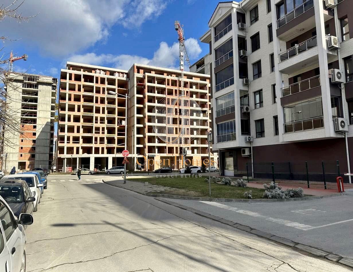 Продава се Тристаен апартамент в Пловдив, Тракия - 97 кв.м за 1330 €/кв.м - Снимка #3