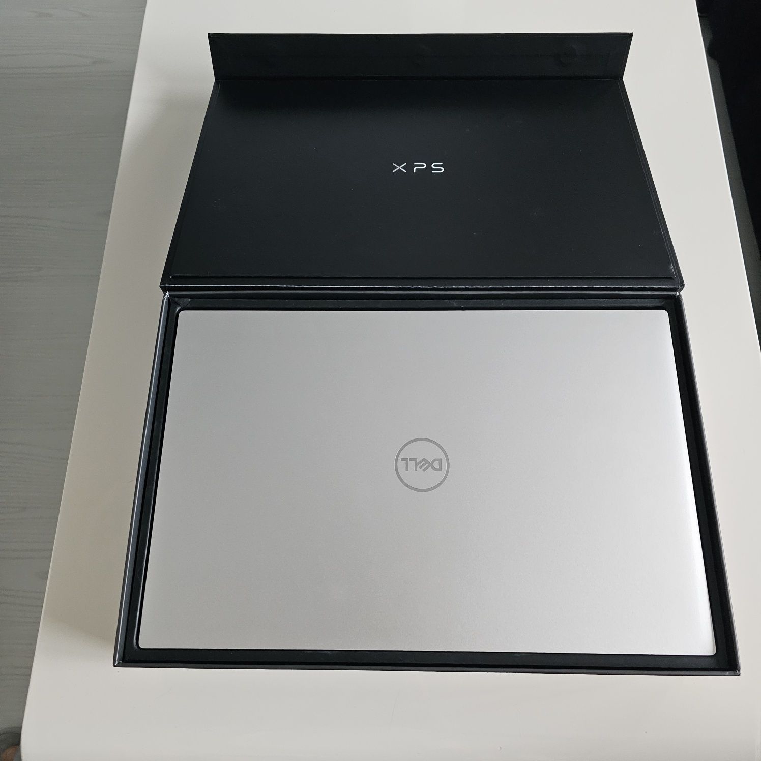 Dell XPS 17 - 9730