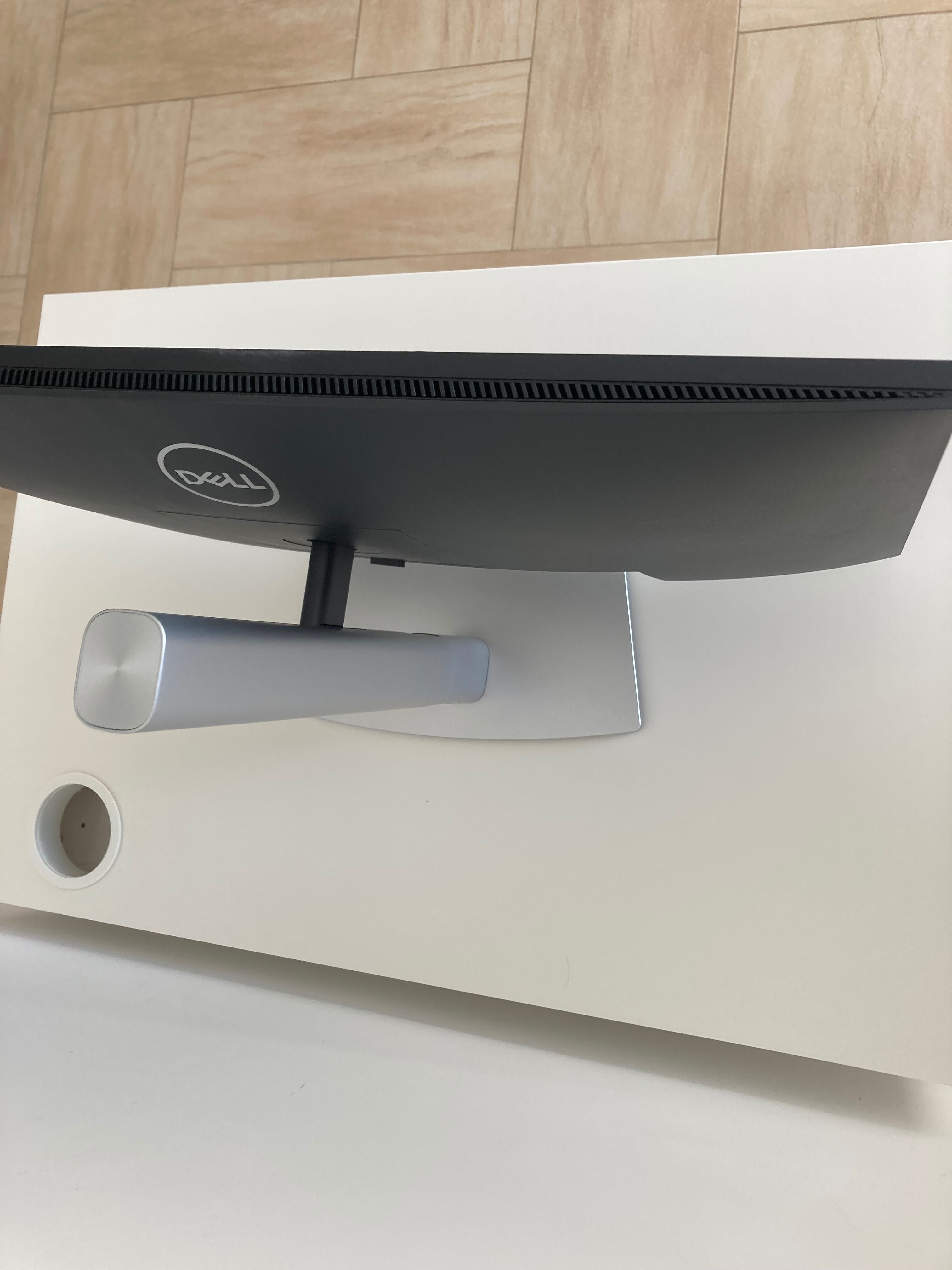 Dell Монитор 23.8”