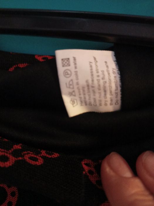 Пола в черно и червено , за повод , L ,XL