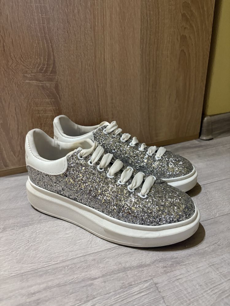Блестящи обувки “Alexander McQUEEN”