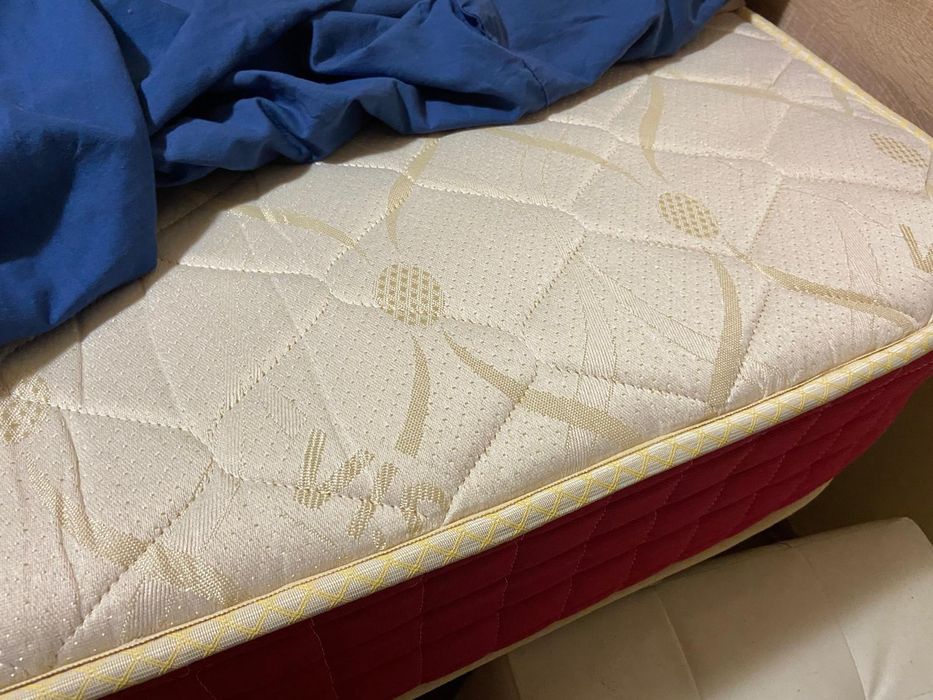 Pat dormitor 120 x 200 cm