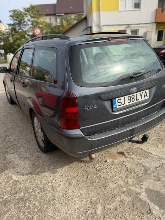 Vând ford focuss