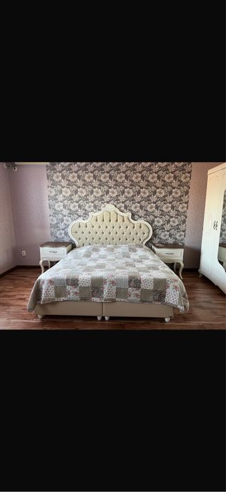 Спальный гарнитур