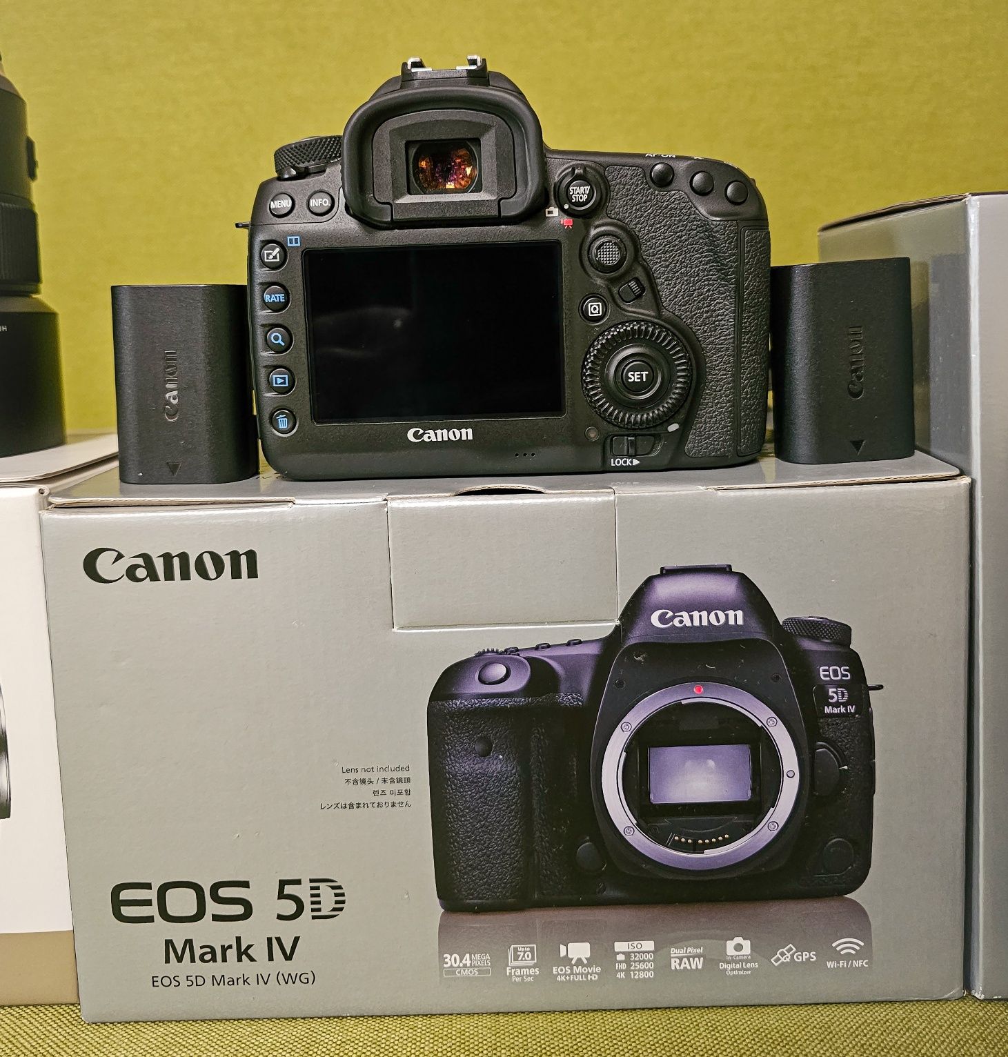 Kit complet Canon 5d mark 4 + Obiectiv Canon + Obiectiv Tamron!